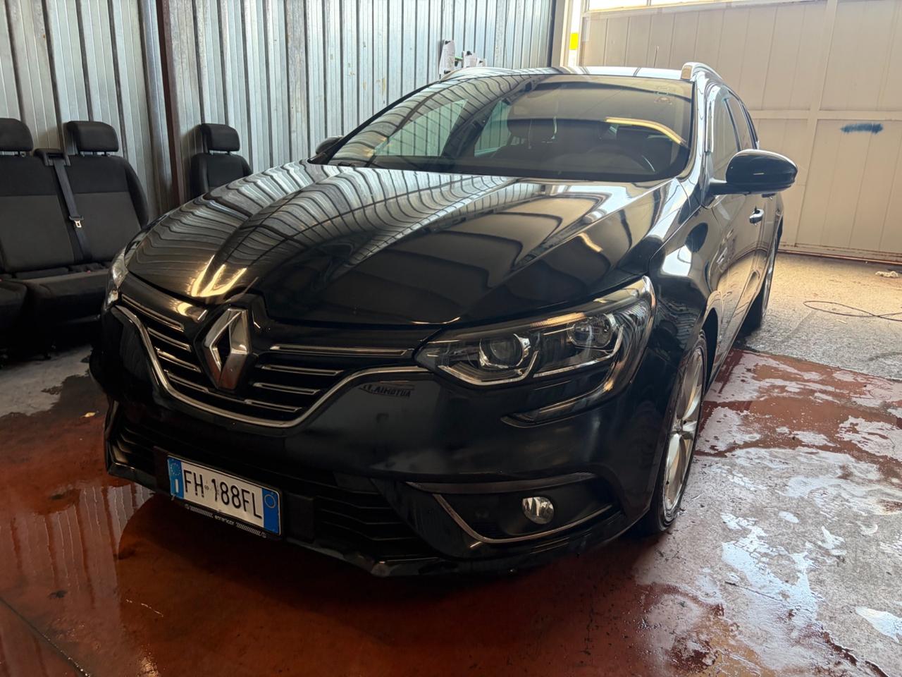 Renault Megane SPORT TOUR Energy KM VERI