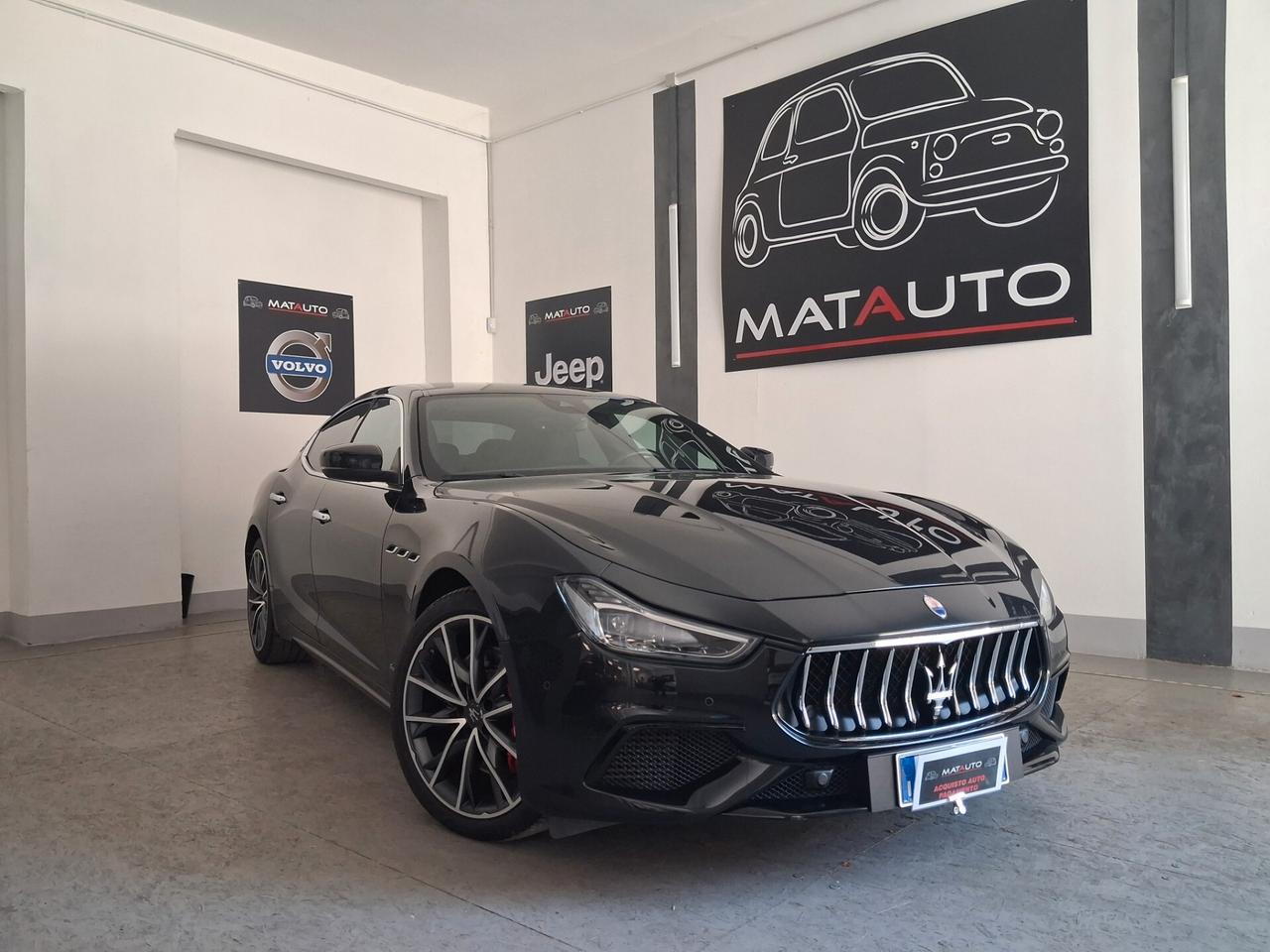 Maserati Ghibli V6 430 CV Q4 Granlusso