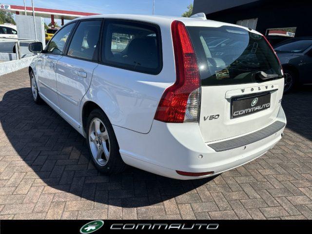 VOLVO V50 D2 POLAR