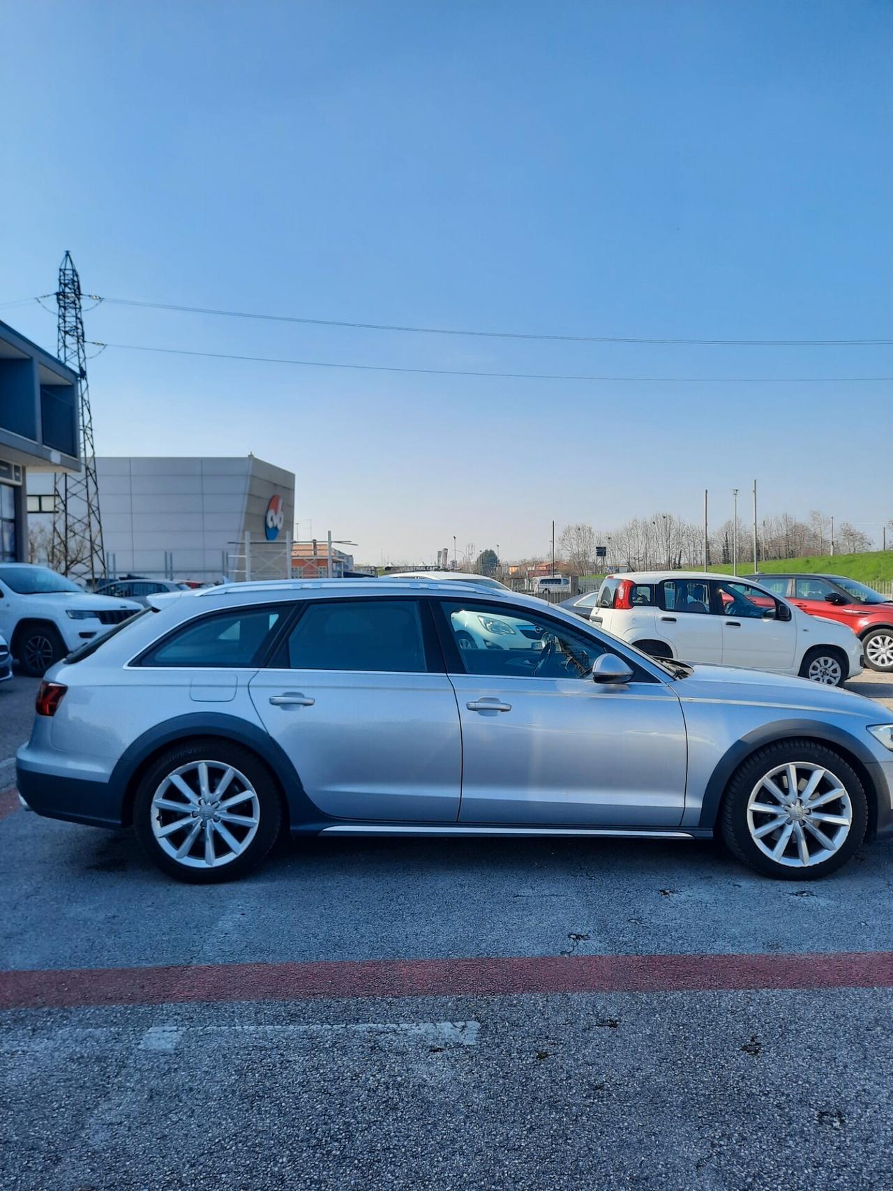 Audi A6 allroad 3.0 TDI 218 CV S tronic Business Plus