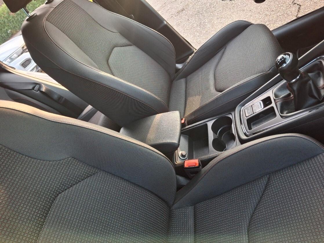 Seat Leon 1.5 TGI 5p. FR