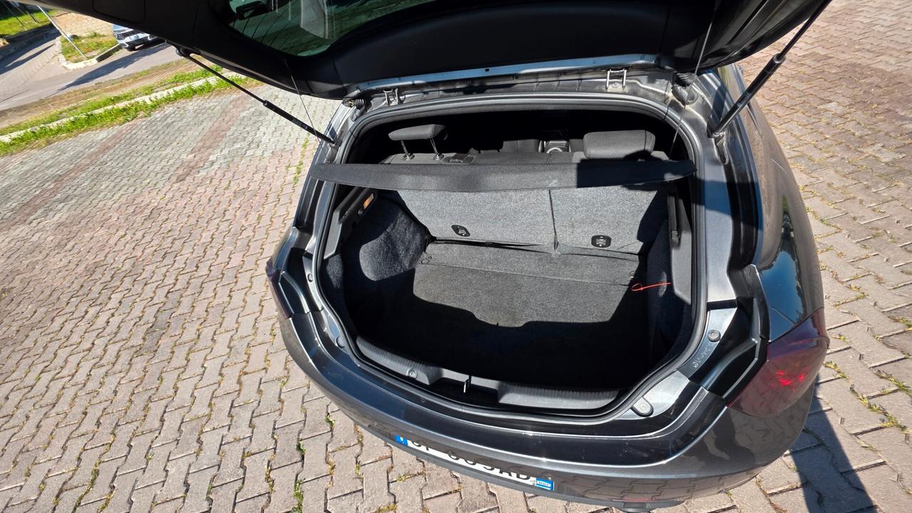 Alfa Romeo Giulietta 2.0 JTDm-2 140 CV Distinctive