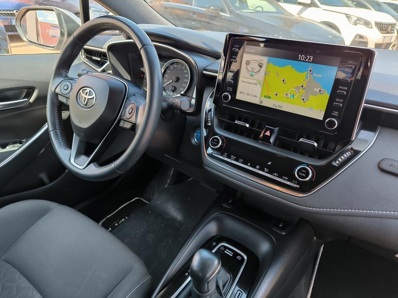 Toyota Corolla Touring Sports 1.8 Hybrid Business