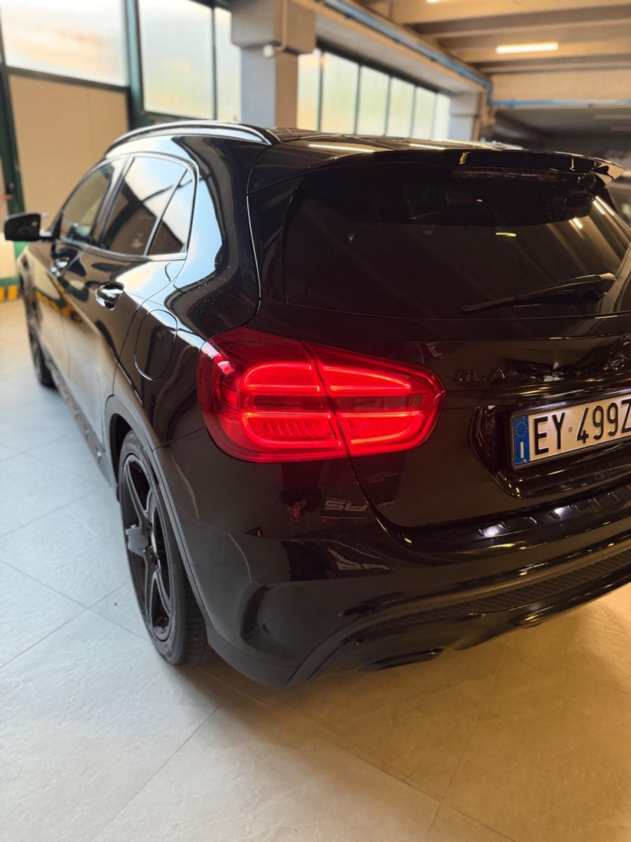 Mercedes-benz GLA 200d 4MATIC PREMIUM UNICOPR