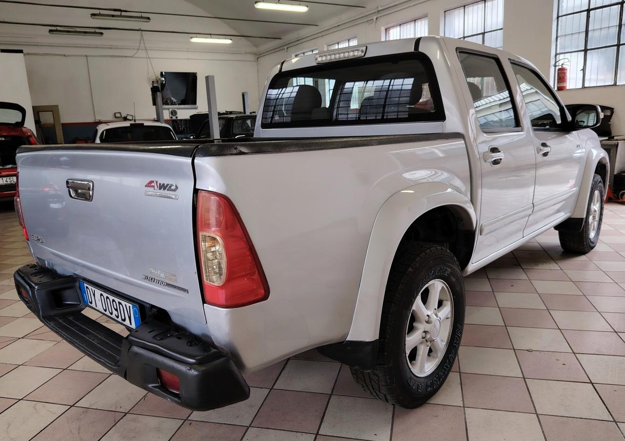 Isuzu D-Max 3.0 TD cat Space Cab 4WD Pick-up L EU4