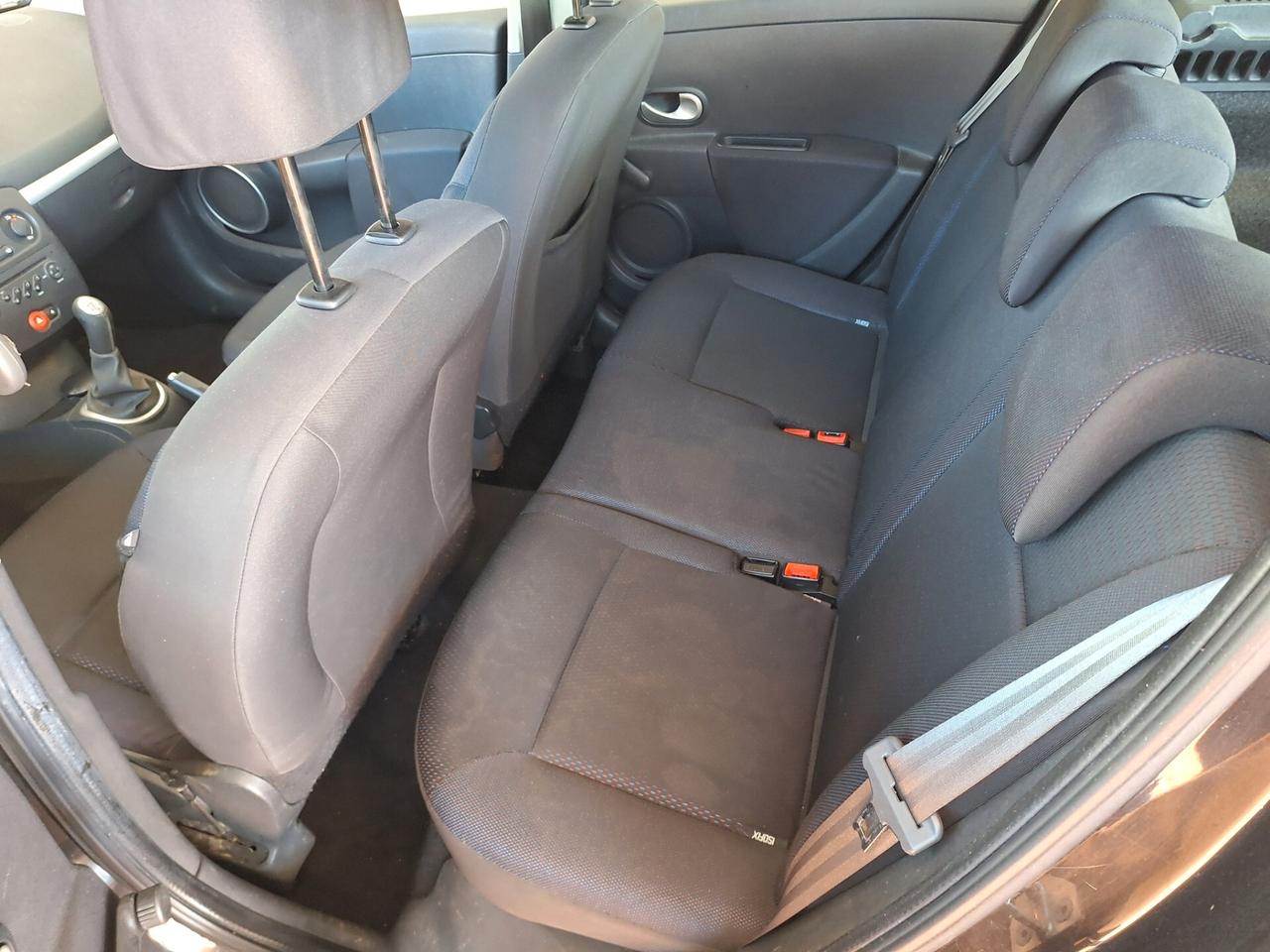 Renault Clio 1.2 16V 5 porte Dynamique