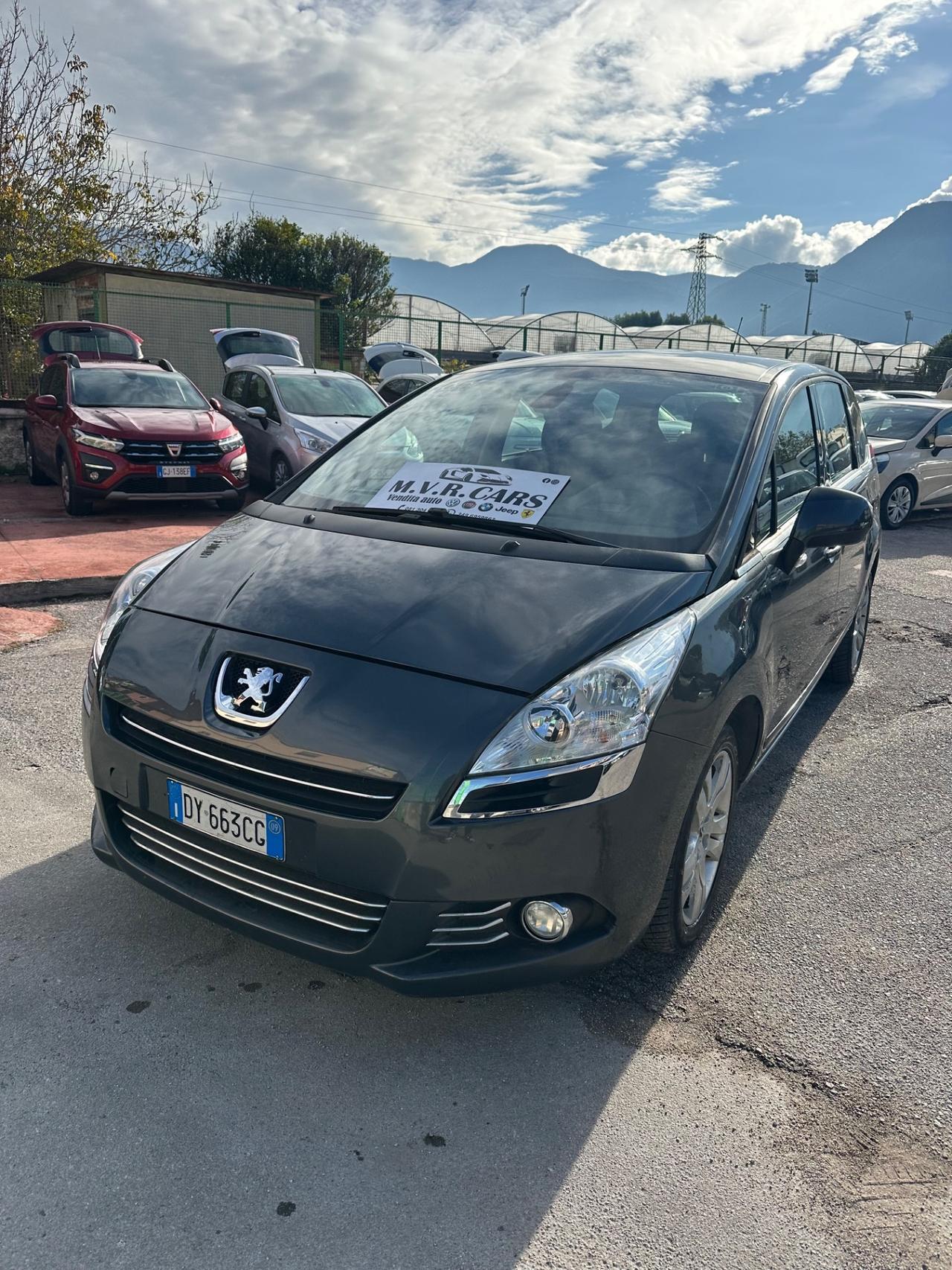 Peugeot 5008 2.0 HDi 150CV Féline