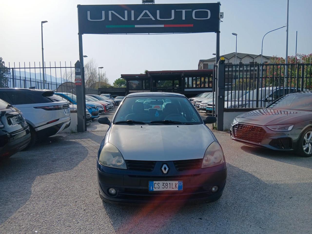 Renault Clio 1.2 cat 5 porte Confort Authentique