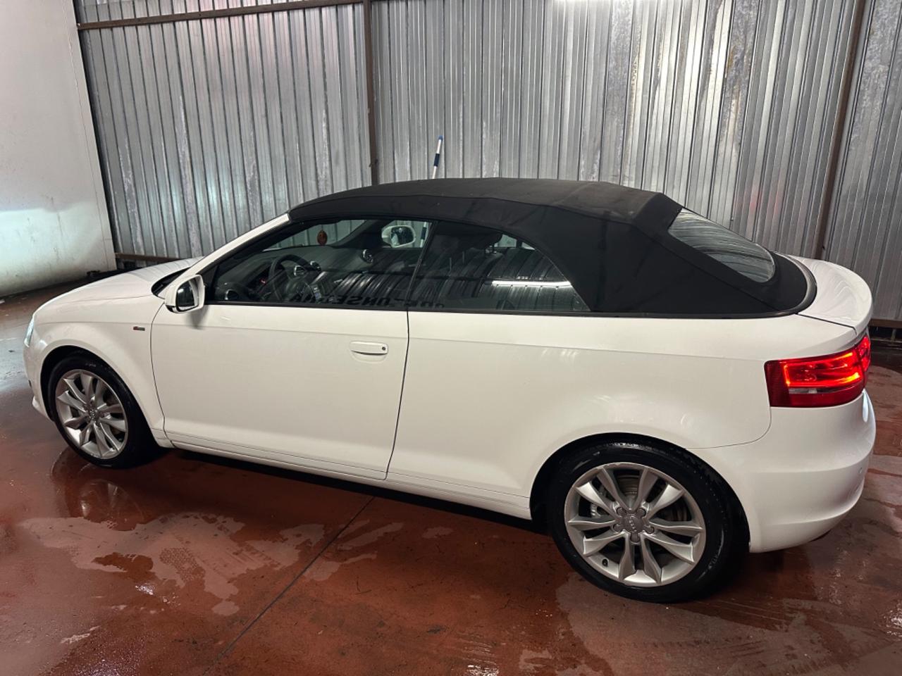 Audi A3 Cabrio 1.6 TDI 105 CV CR Ambition NEOPATENTATI