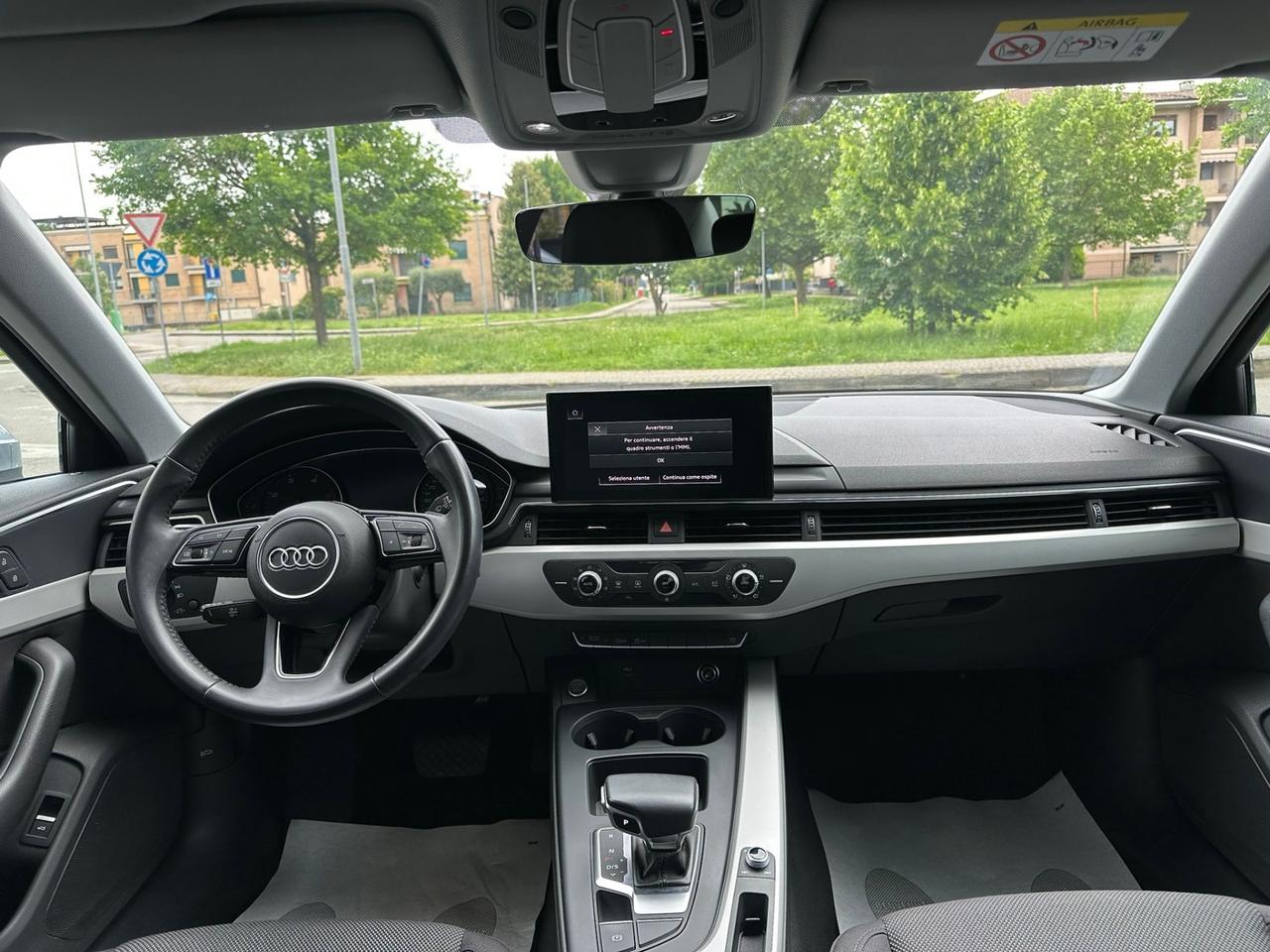 Audi A4 Avant 30 TDI/136 CV S tronic Business Advanced