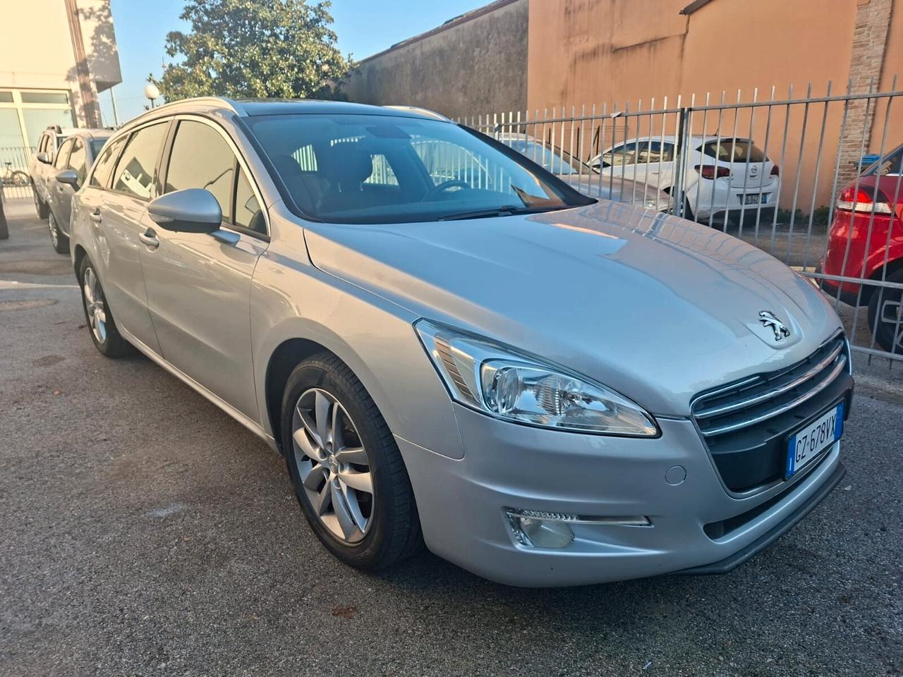 Peugeot 508 1.6 e-HDi 115CV cambio robotizzato S&S SW Ciel Allure