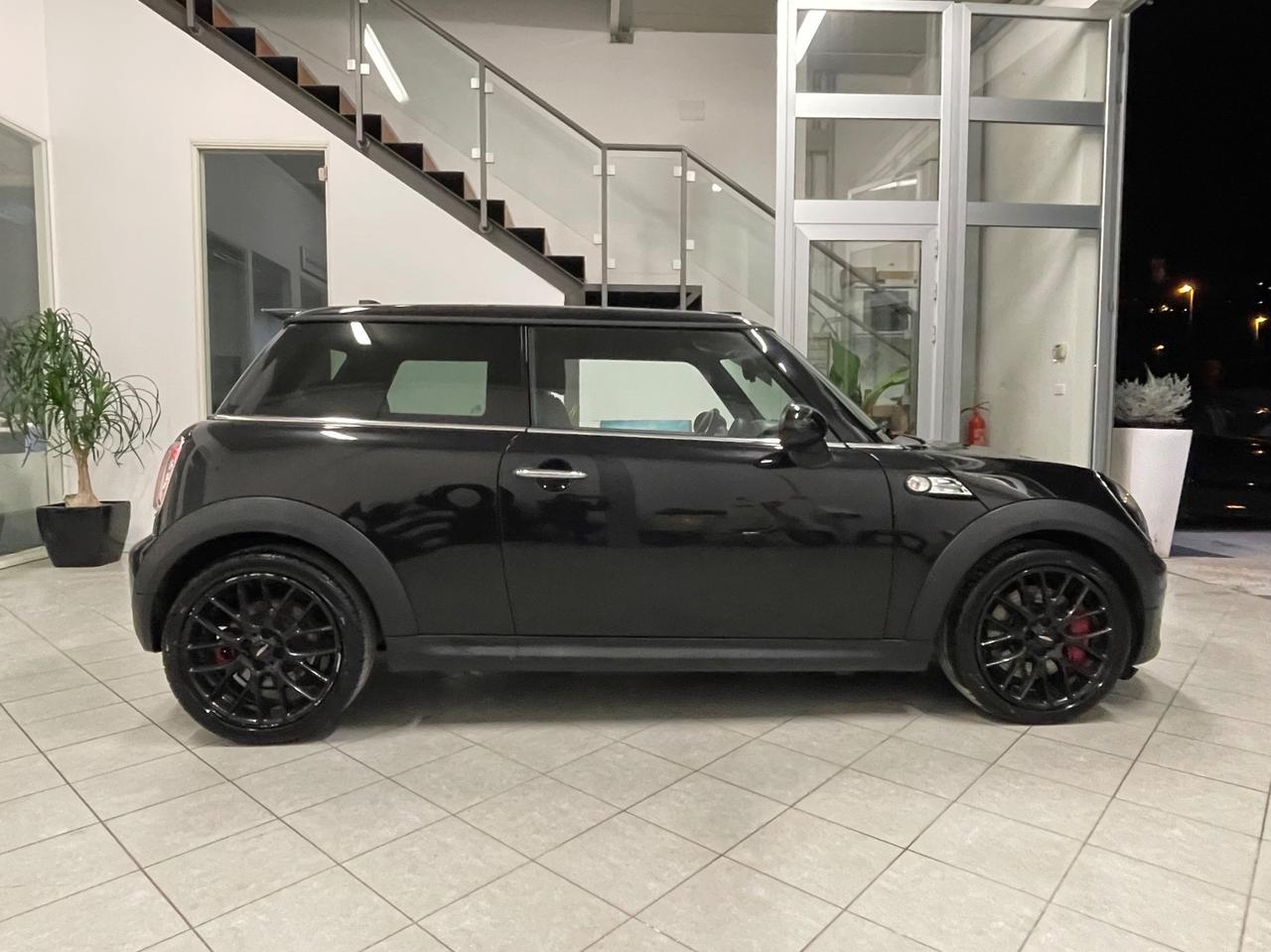 Mini John Cooper Works MINI JHON COOPER WORKS 211 CV