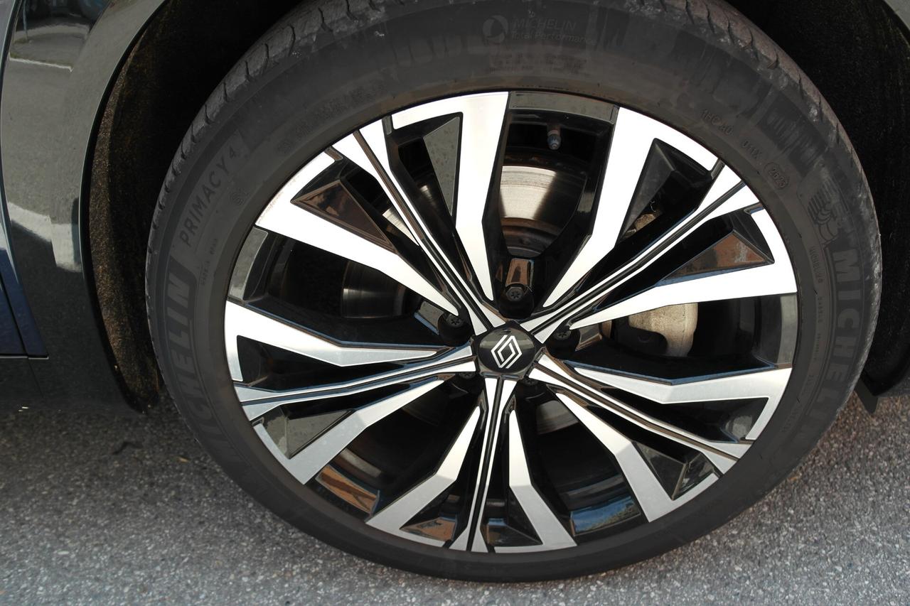 Renault Espace Full Hybrid E-Tech 200 7p Iconic