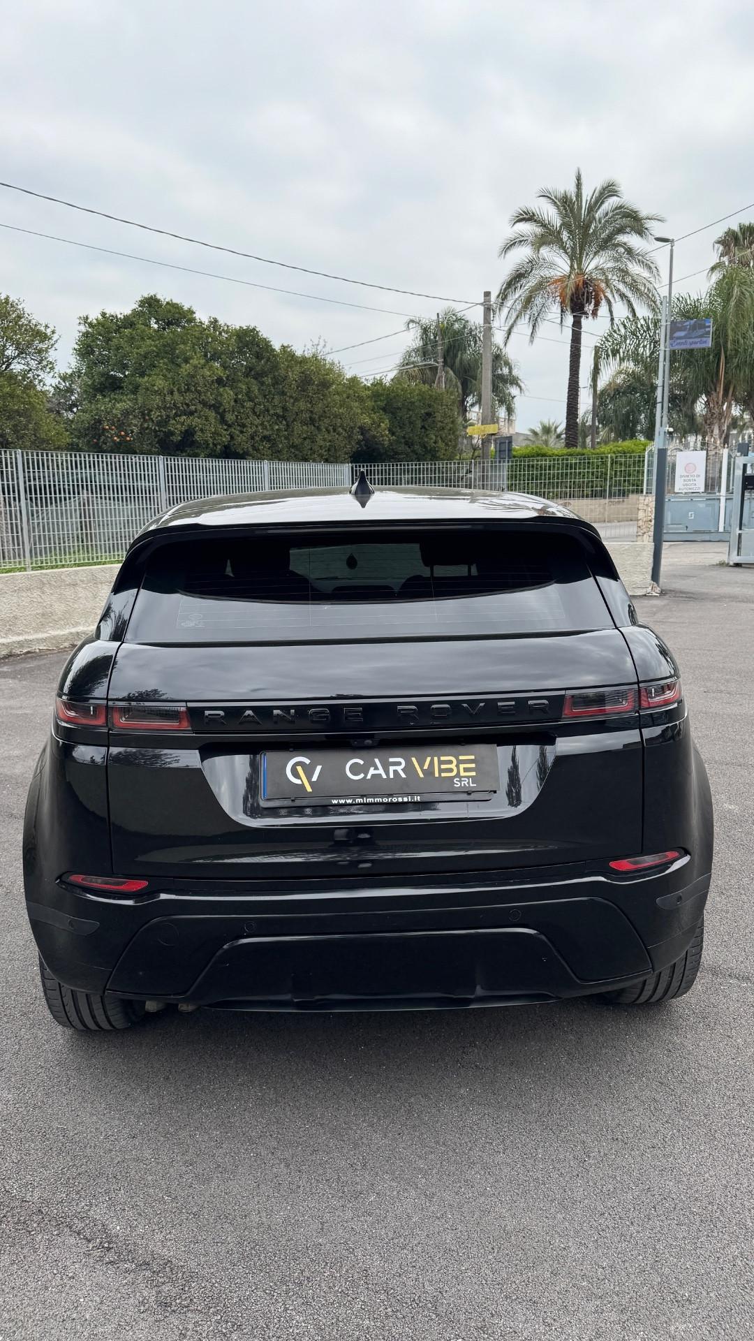 Land Rover Range Evoque 2.0D I4-L.Flw 150 CV total black