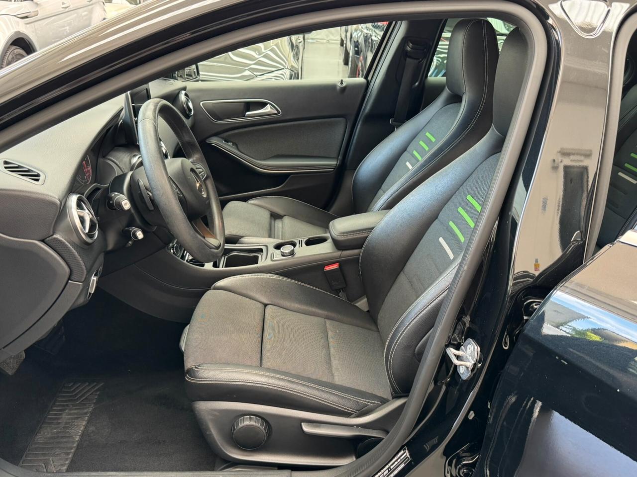 Mercedes-benz A 160 A 160 d Automatic Sport