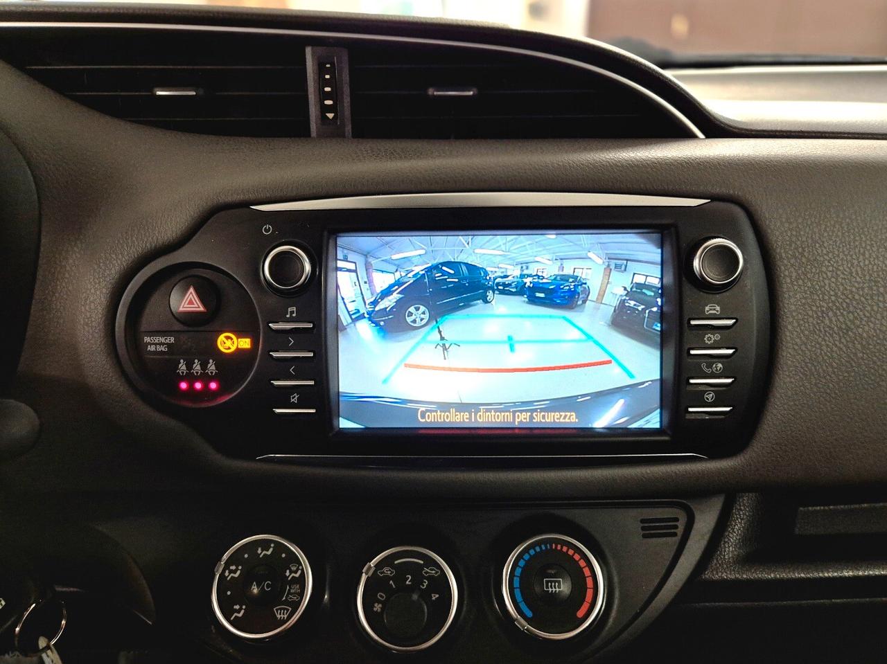 Toyota Yaris 1.0 5 porte Active
