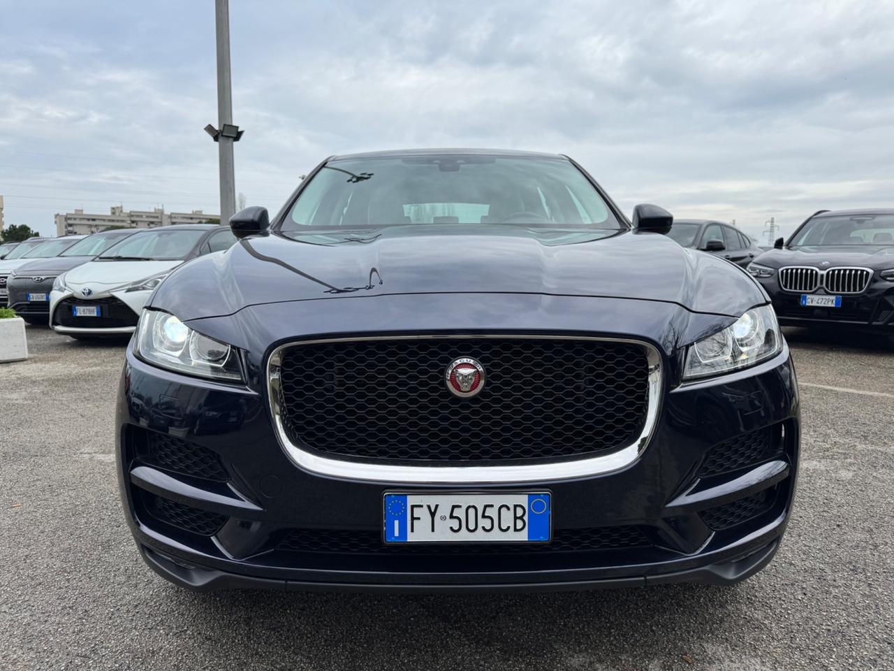 Jaguar F-Pace 2.0 D 180 CV AWD aut. Pure