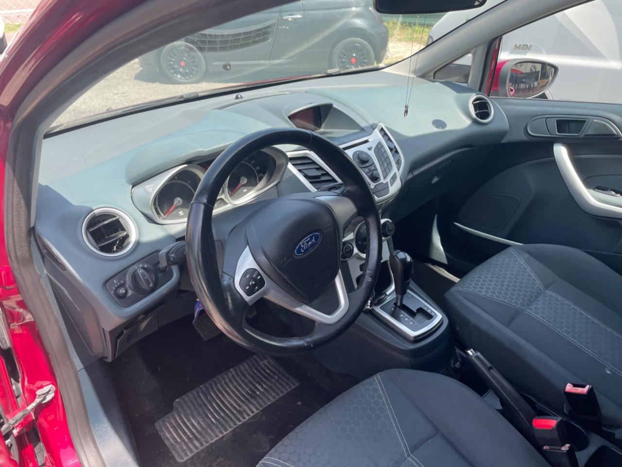 Ford Fiesta 1.4 96CV aut. 5 porte Titanium