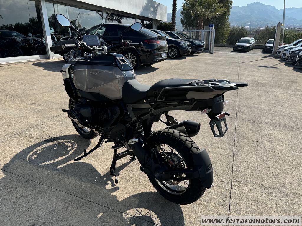 BMW R1300GS TRIPLEBLACK ADVENTUR AUTOMATICO NUOVO 2024