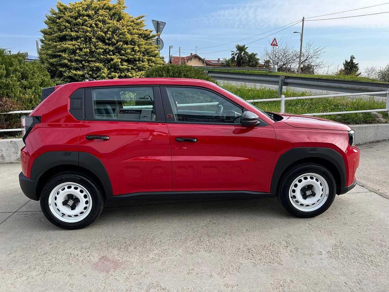 Fiat Grande Panda 44Kwh Red