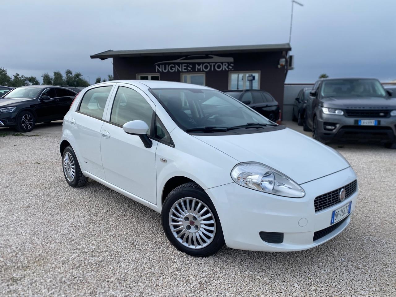 Fiat Grande Punto 1.2 5 porte Dynamic NEOPATENTATI UNICO PROPIETARIO