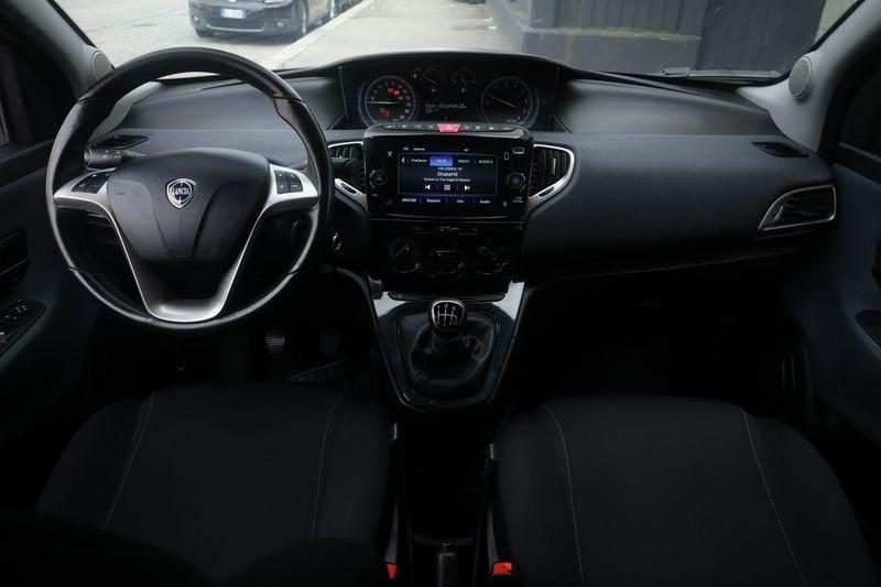 Lancia Ypsilon Lancia Ypsilon 1.0 firefly hybrid Alberta Ferretti s&s 70cv 54KW ANNO 2023