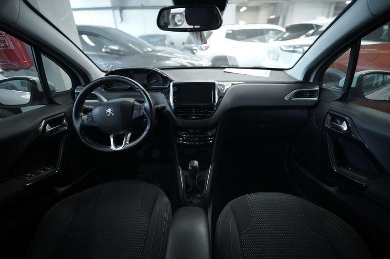 Peugeot 208 I 2015 5p 1.2 puretech Allure s&s 82cv neopatentati
