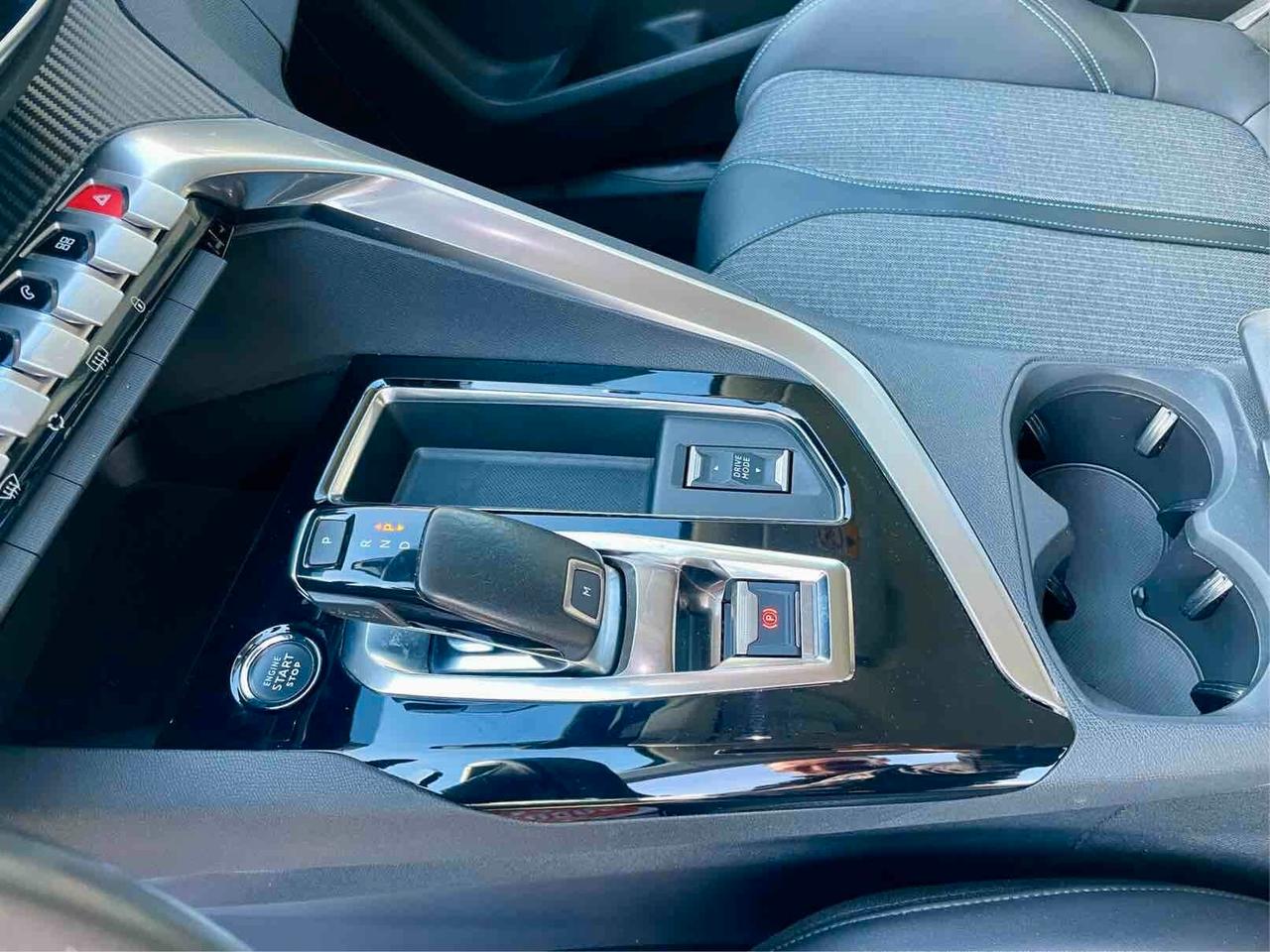 Peugeot 3008 BlueHDi 130 S&S EAT8 Allure Pack