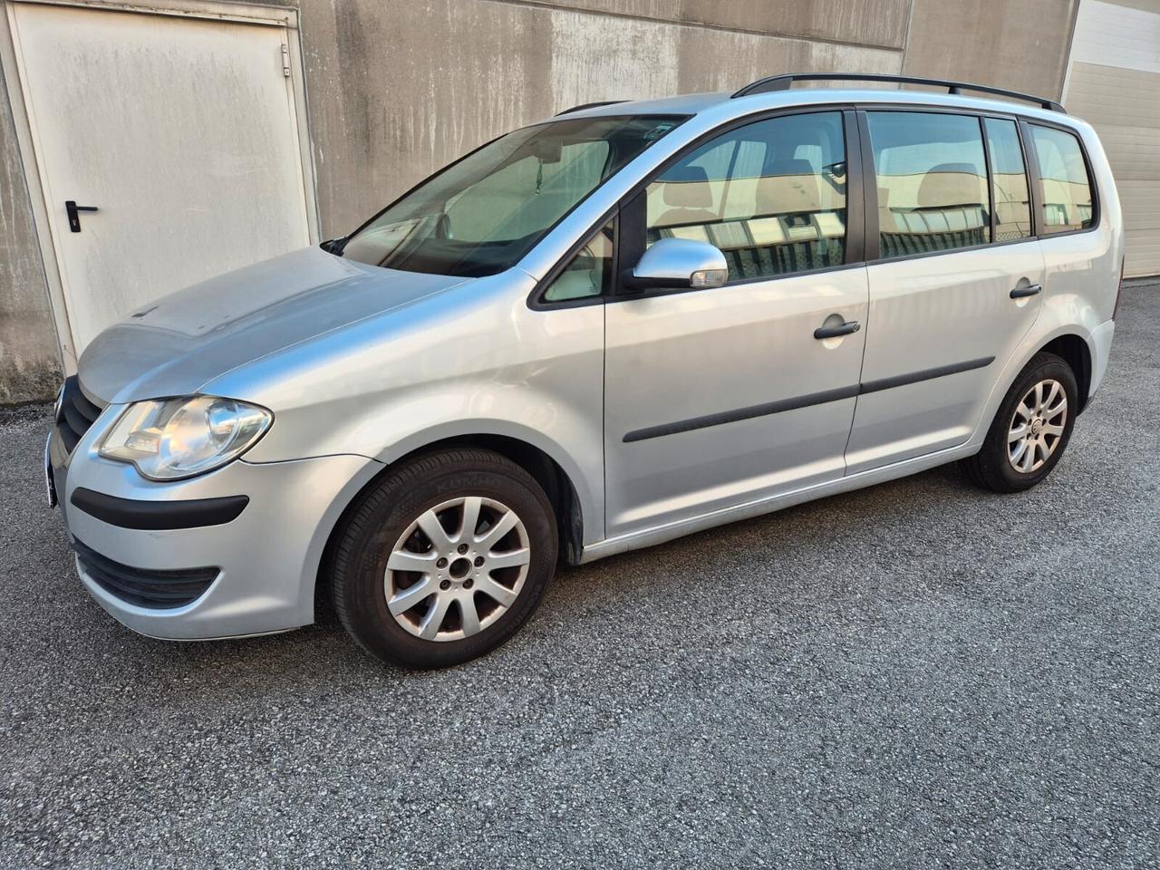 Volkswagen Touran 2.0 Highline 140