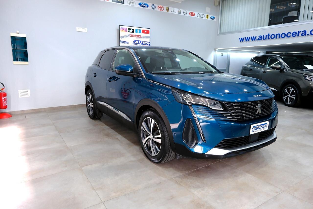 Peugeot 3008 1.5 Blue HDi 130cv ALLURE EAT8 Cockpit