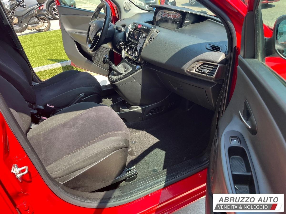 LANCIA Ypsilon 1.3 MJT 16V 95 CV 5 porte Platinum