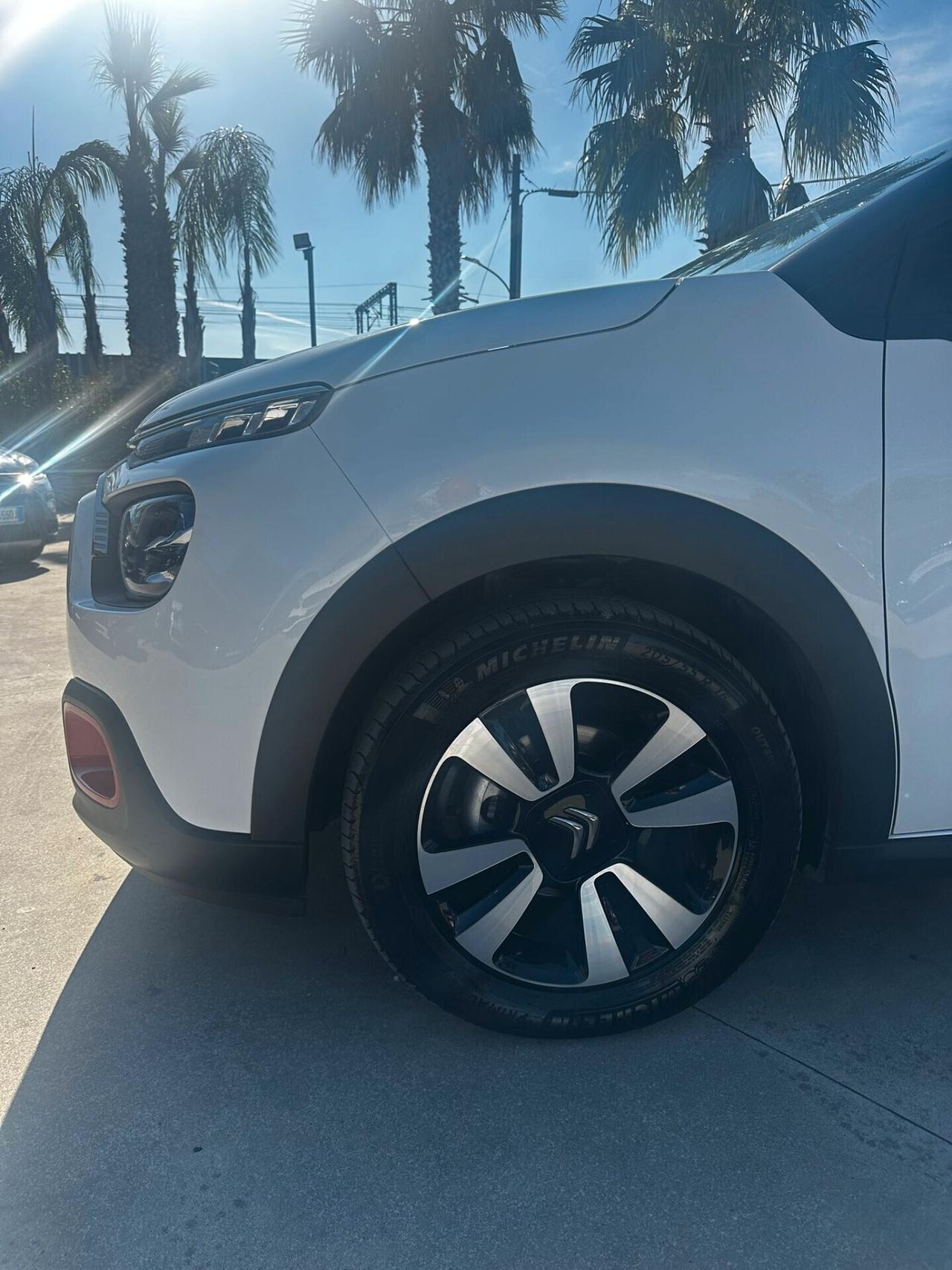 Citroen C3 PureTech 82 S&S Shine