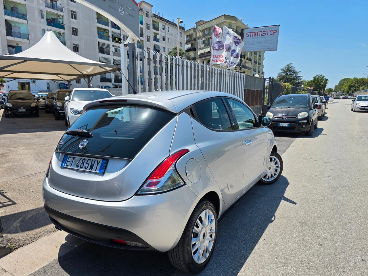 Lancia Ypsilon 1.2 69 CV 5 porte Gold
