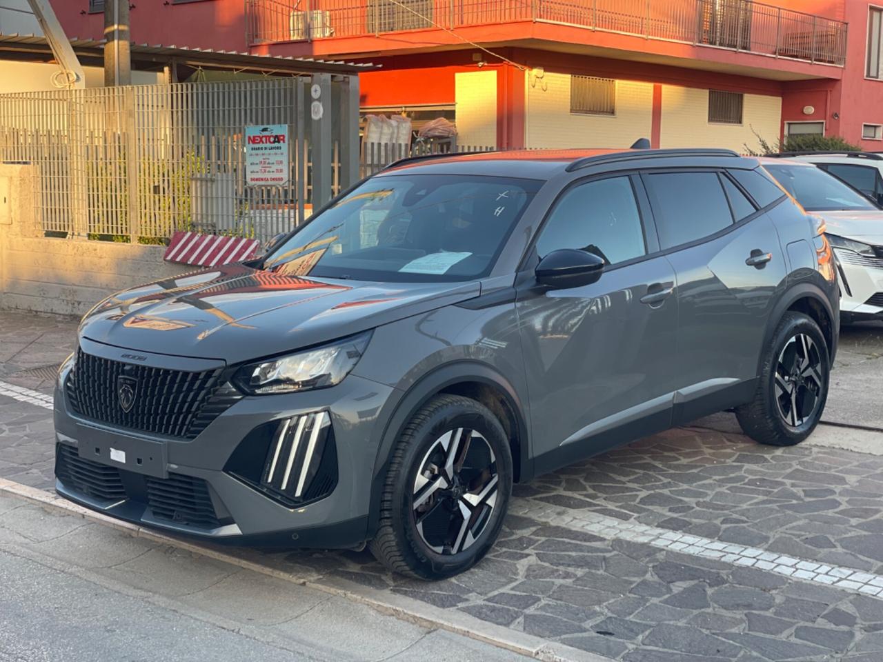 Peugeot 2008 PureTech 100 S&S Allure