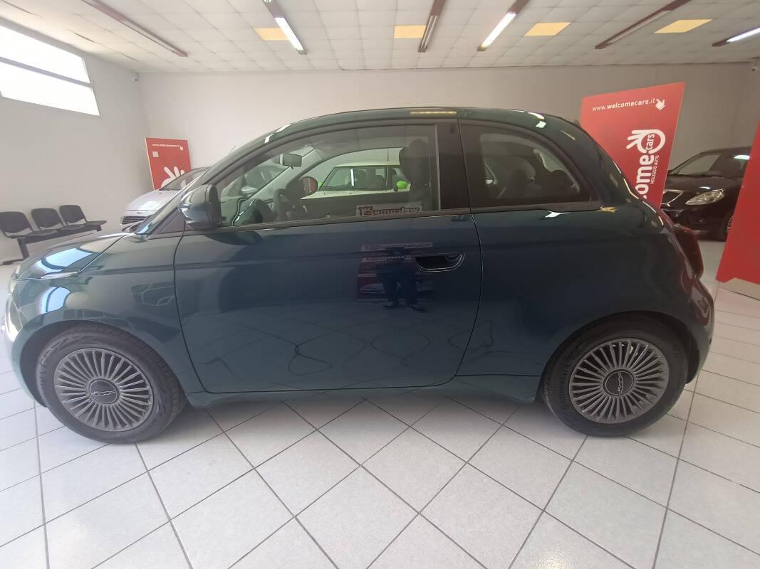 Fiat 500e 42 kWh La Prima