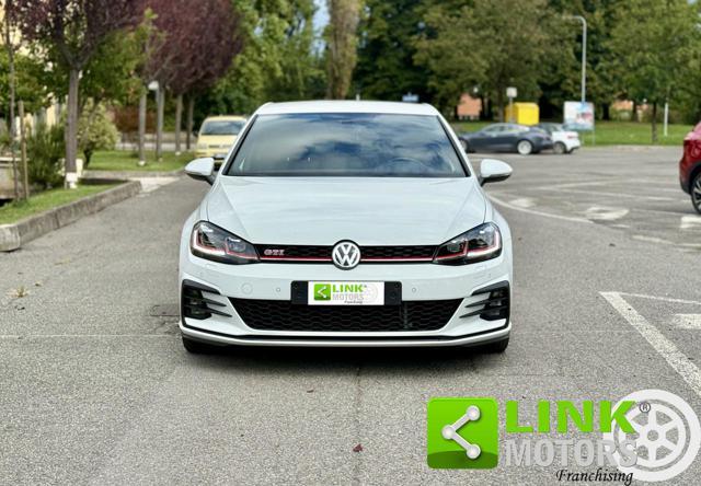 VOLKSWAGEN Golf GTI PERFORMANCE