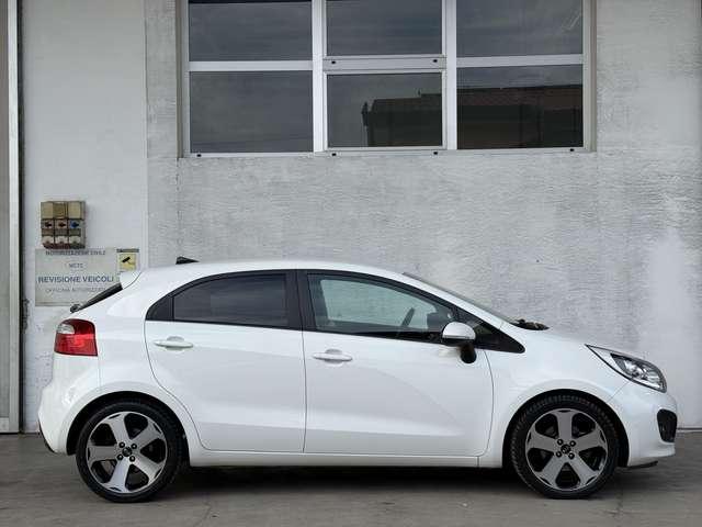Kia Rio Rio III 2011 3p 1.4 crdi Cool