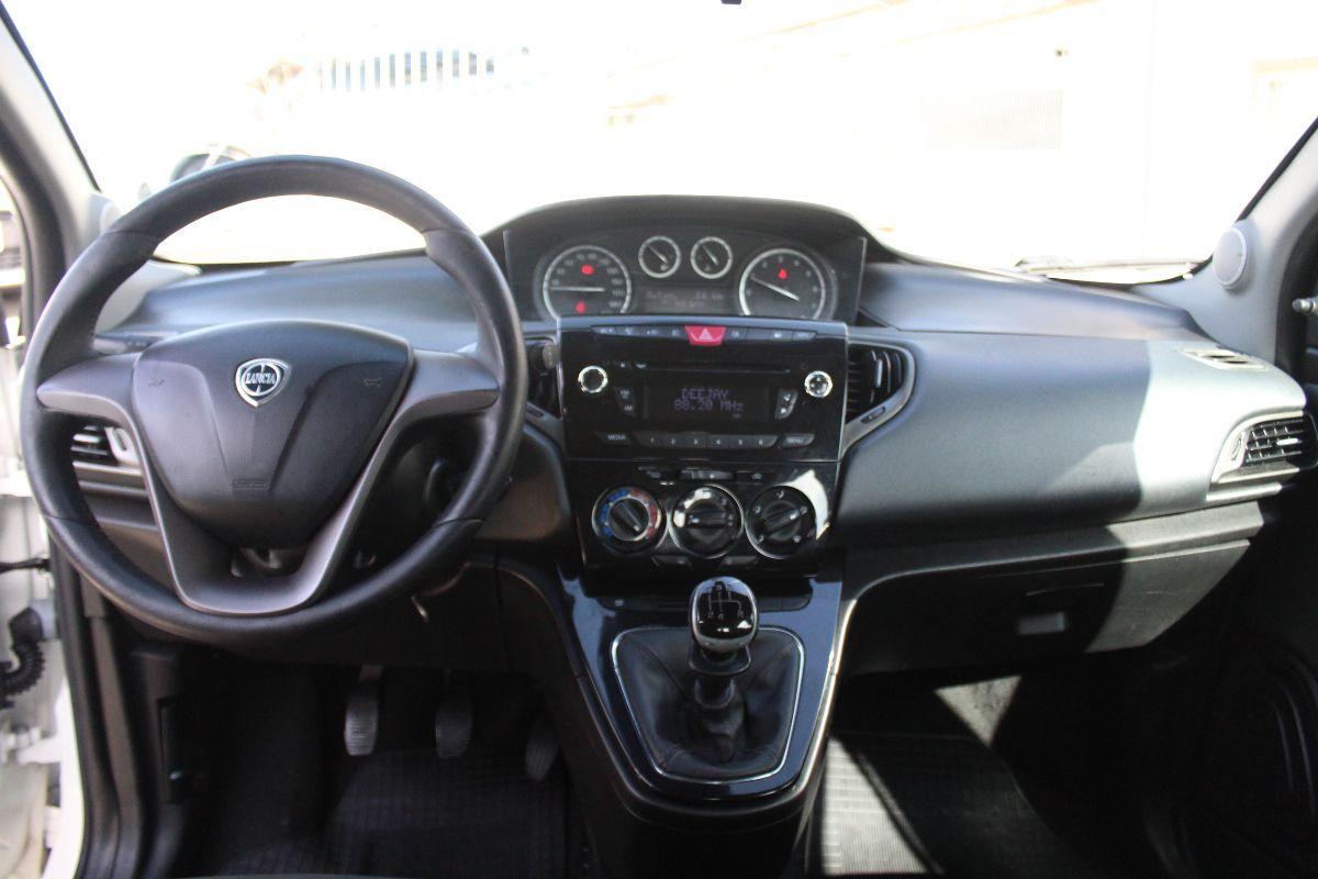 LANCIA - Ypsilon - 1.2 69 CV 5 porte Elefantino