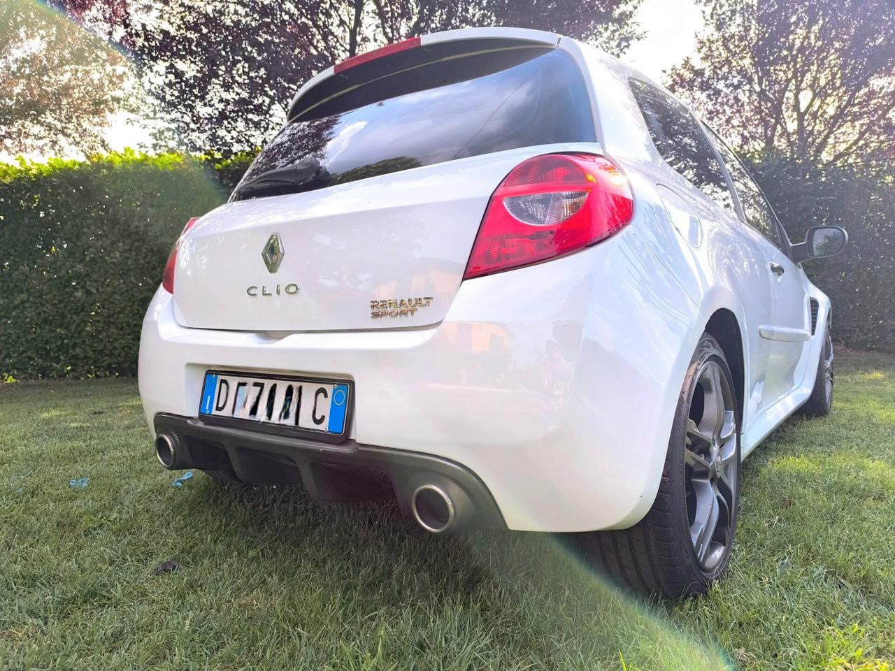Renault Clio 2.0 16V 203CV RS CUP