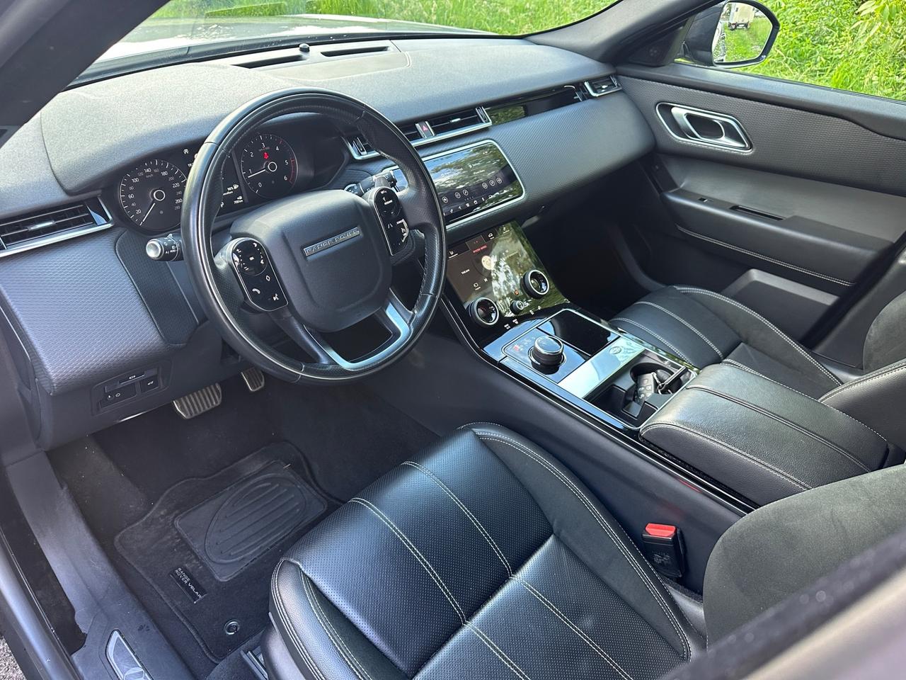 Land Rover Range Velar 2.0D I4 180 CV R-Dynamic