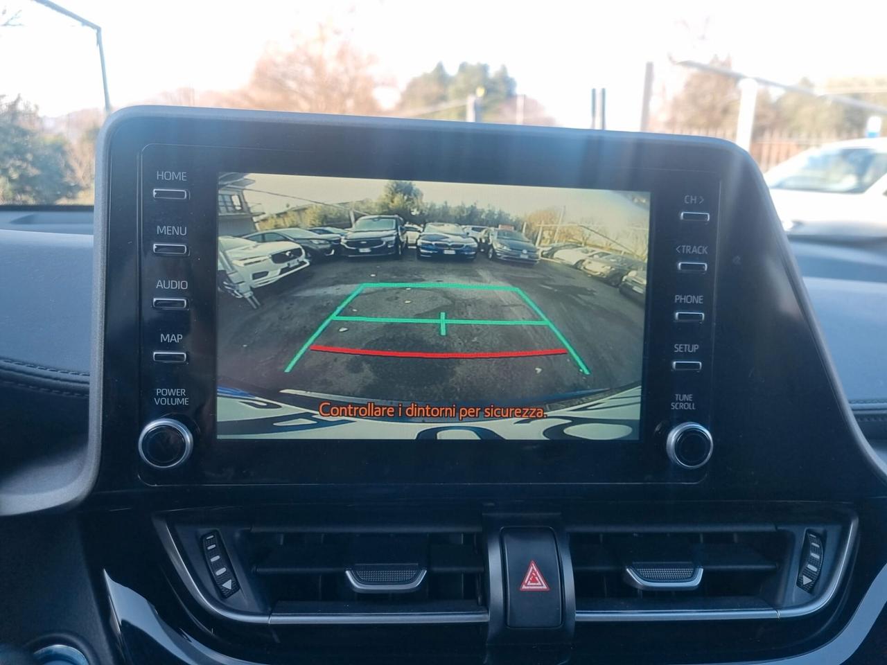 Toyota C-HR 1.8 Hybrid E-CVT Business