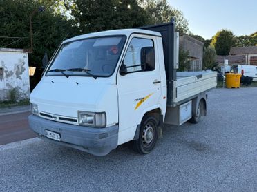 Nissan Trade 2.0 Disel