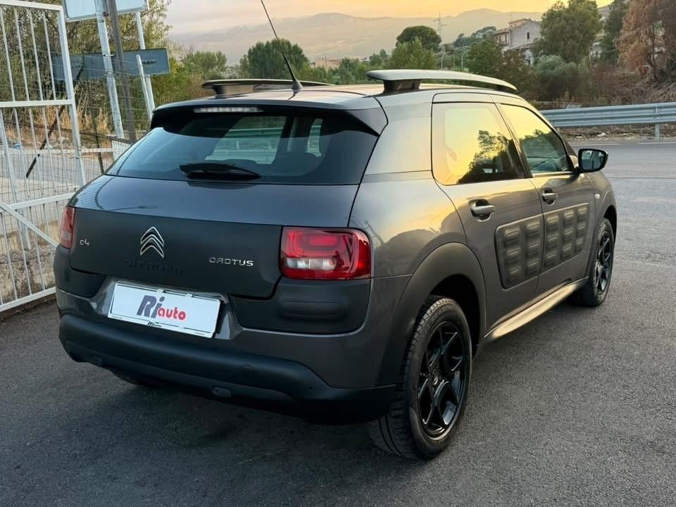 Citroen C4 Cactus 1.2 benzina 82 Shine