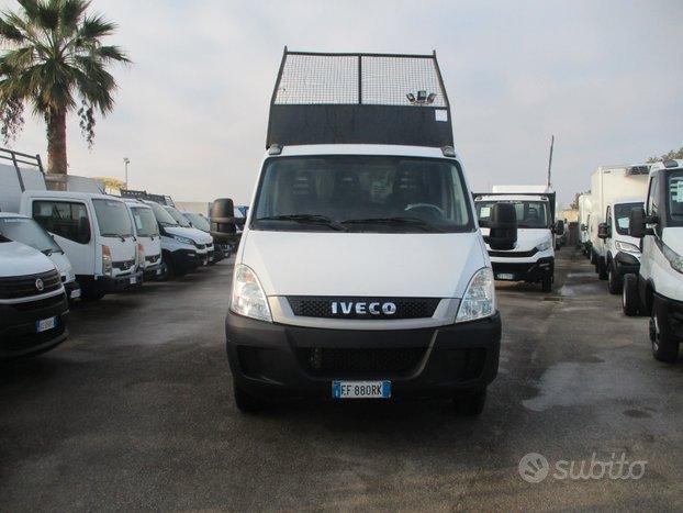 Iveco Daily 35C11 2.3 110 E4 RIBALTABILE TRILATERA
