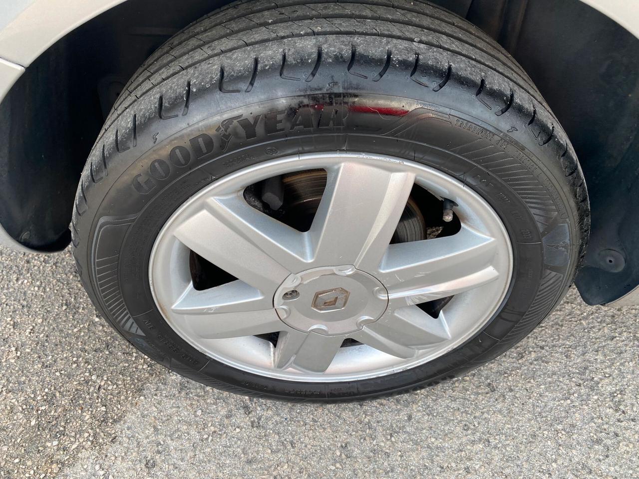 Renault megane 1.9 dCi 120cv SW FULL OPT NUOVA 2005