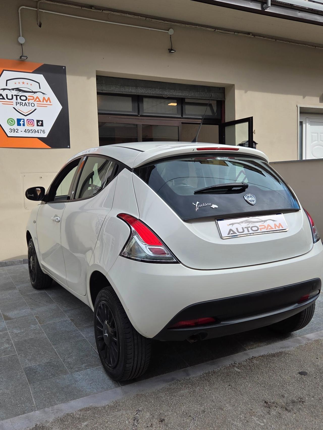 Lancia Ypsilon 0.9 TwinAir 85 CV 5 porte Metano Ecochic Gold