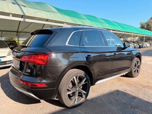 Audi Q5 2.0 TDI 190 CV quattro S tronic Business Sport