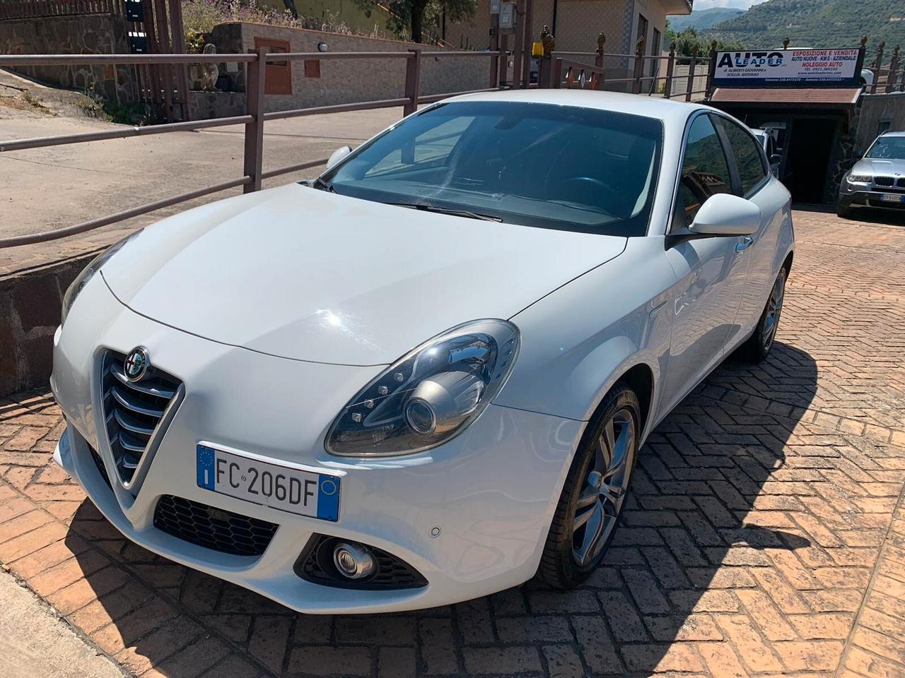 Alfa Romeo Giulietta 1.6 JTDm-2 120 CV Distinctive