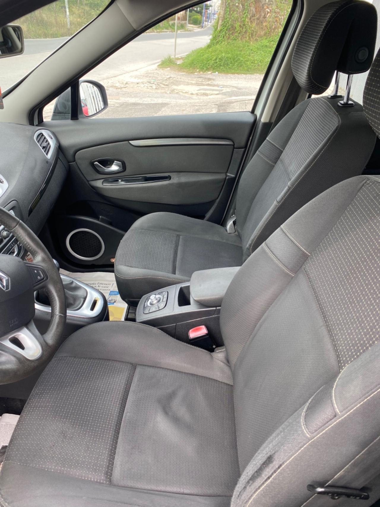 Renault Scenic Scénic 1.5 dCi 110CV Dynamique
