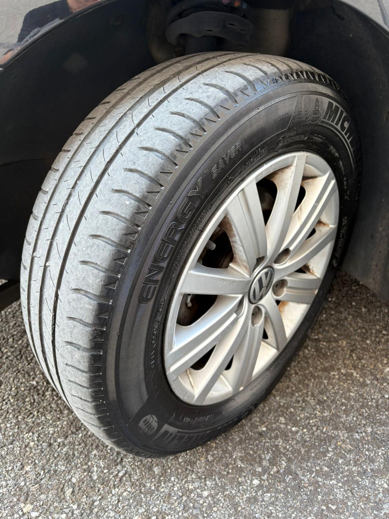 Volkswagen Golf 1.6 TDI 105cv 5p NEOPATENTATI